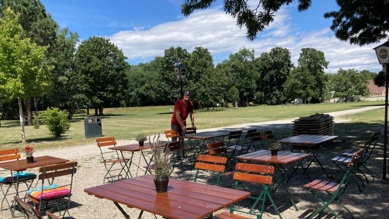 Restaurant garden Schlosstaverne, © Schlosstaverne Restaurant garden Schlosstaverne, © Schlosstaverne