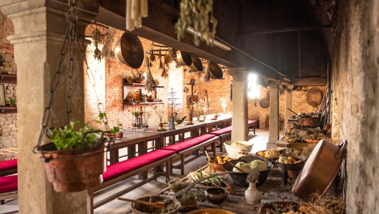 Game kitchen, Niederweiden Castle, Marchfeld, © Donau Niederösterreich, Robert Herbst Game kitchen, Niederweiden Castle, Marchfeld, © Donau Niederösterreich, Robert Herbst