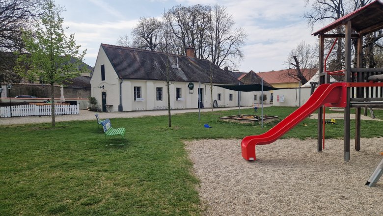Guest garden with playground, © Petra Vozarova Guest garden with playground, © Petra Vozarova