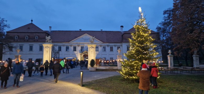 Adventmarkt, © Schlossmarchegg