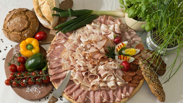 Sausage and bacon from the organic farm, © Biohof Hubicek